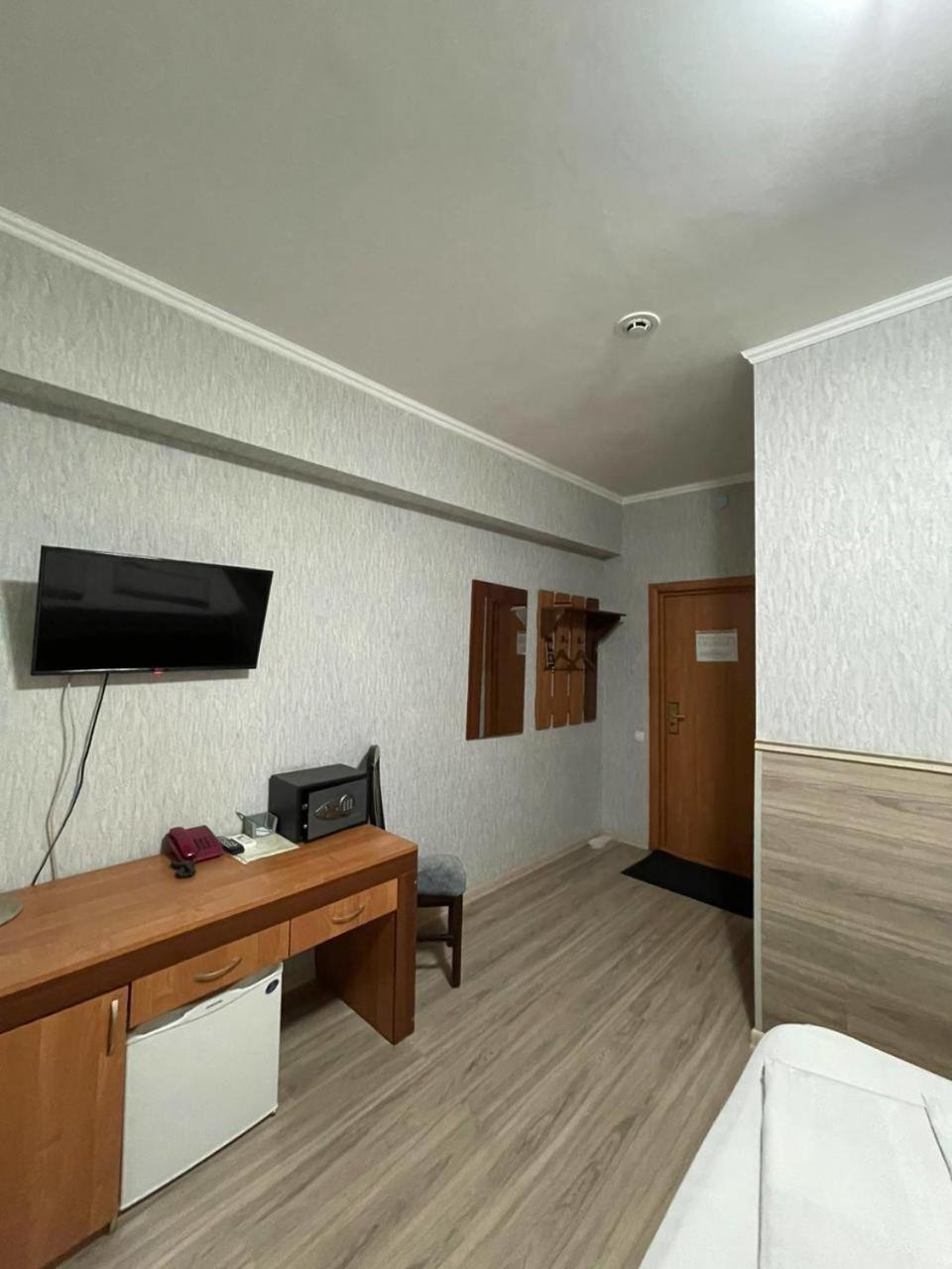Shanyrak Hotel Temirtau 外观 照片
