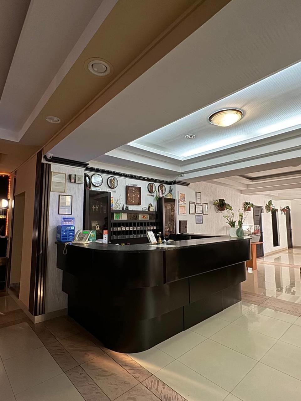 Shanyrak Hotel Temirtau 外观 照片