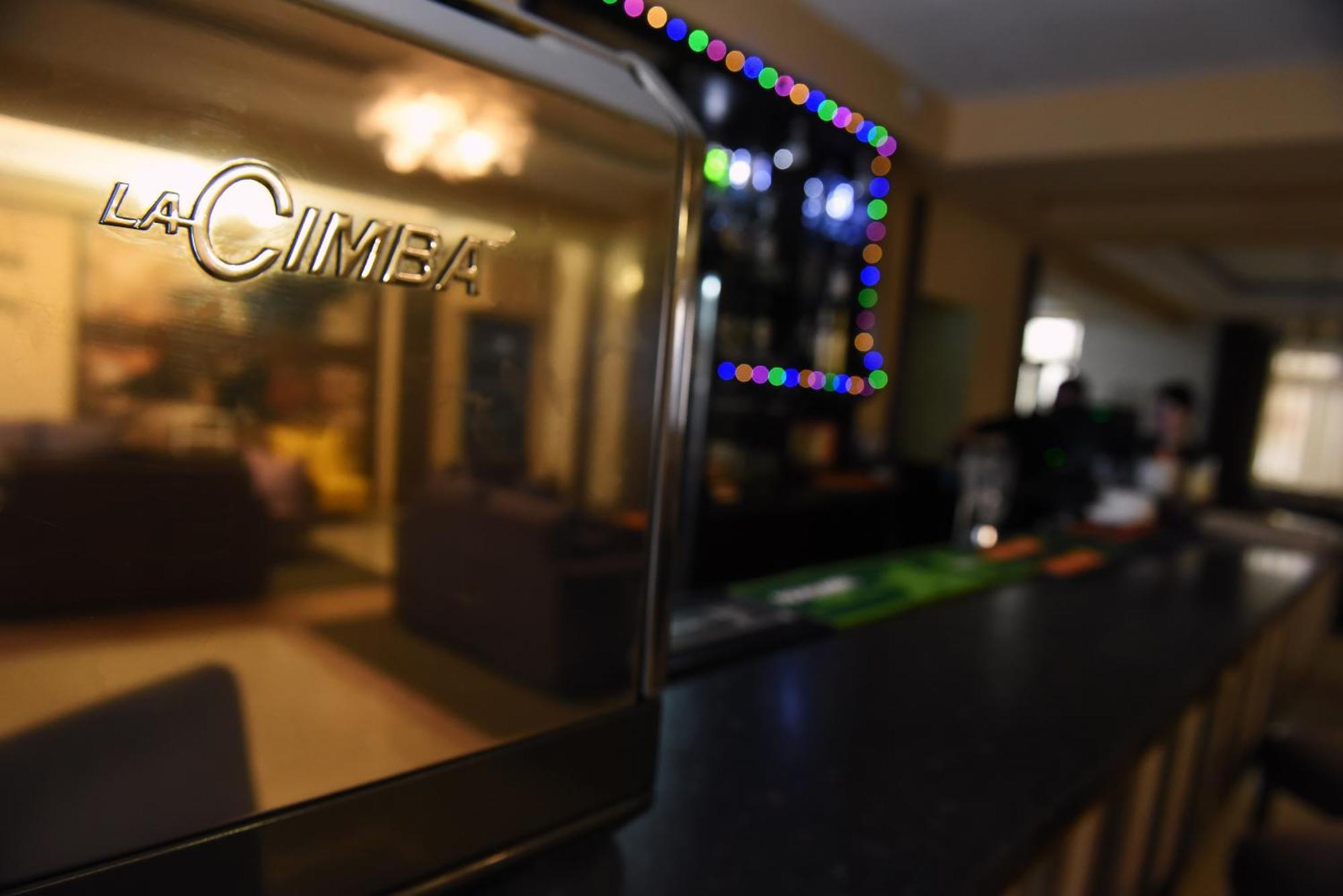 Shanyrak Hotel Temirtau 外观 照片