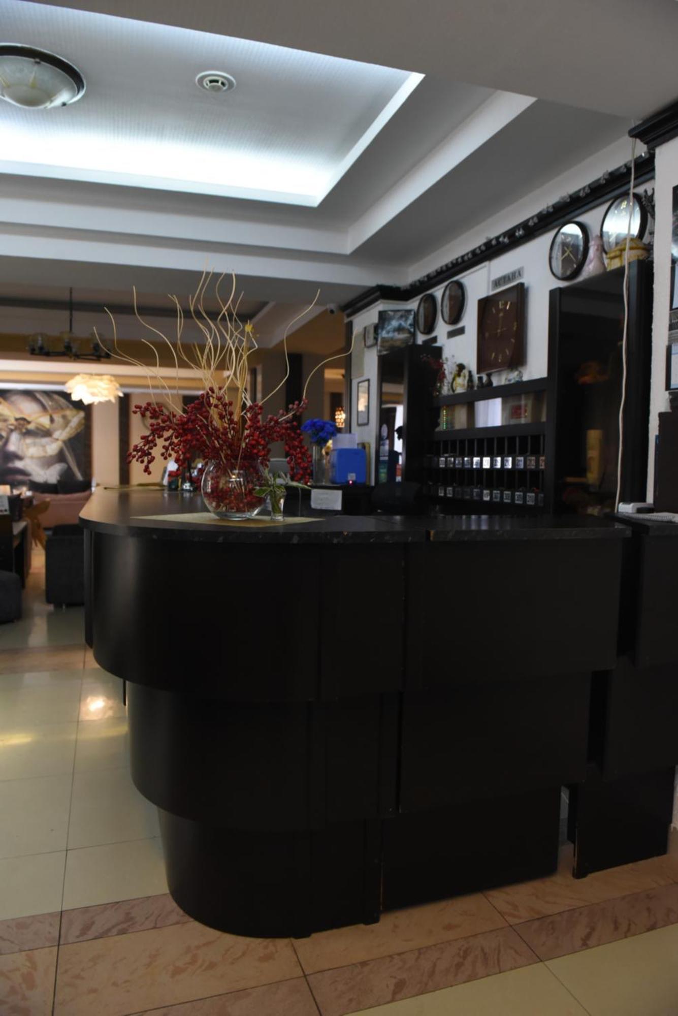 Shanyrak Hotel Temirtau 外观 照片